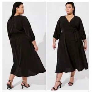 Torrid NWT Studio Refined Surplice Black Faux Wrap Midi Dress Size 2X 18-20